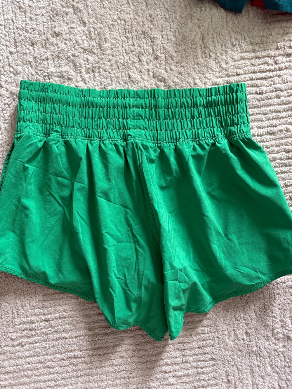 Women’s offline by aerie high rise hot stuff skort— small- green - Picture 5 of 6